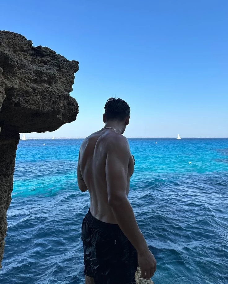 leo Romano thumbnail