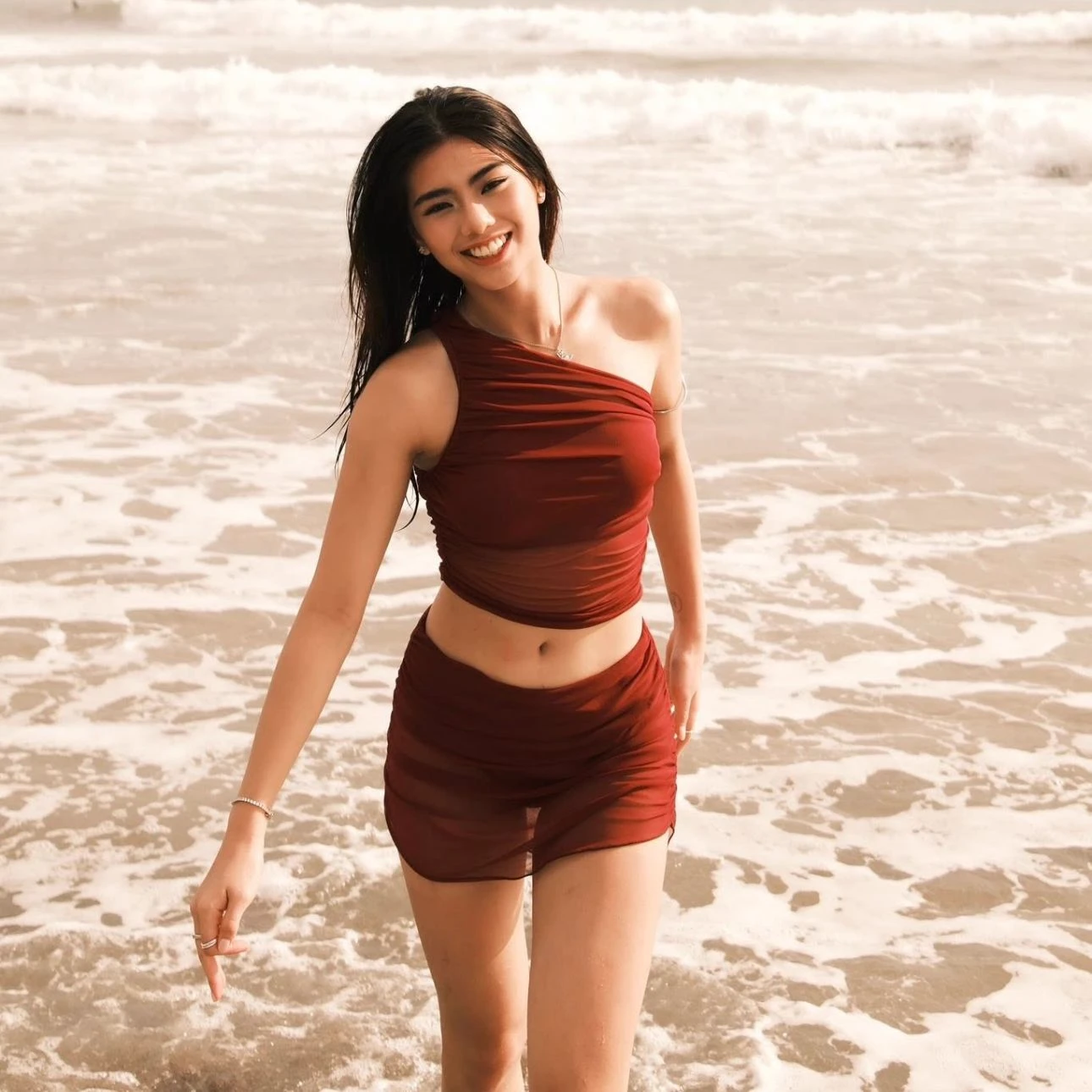 Mikha (BINI) thumbnail