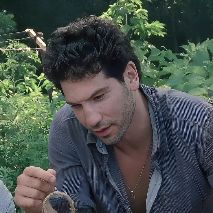 Shane Walsh 🍰 thumbnail