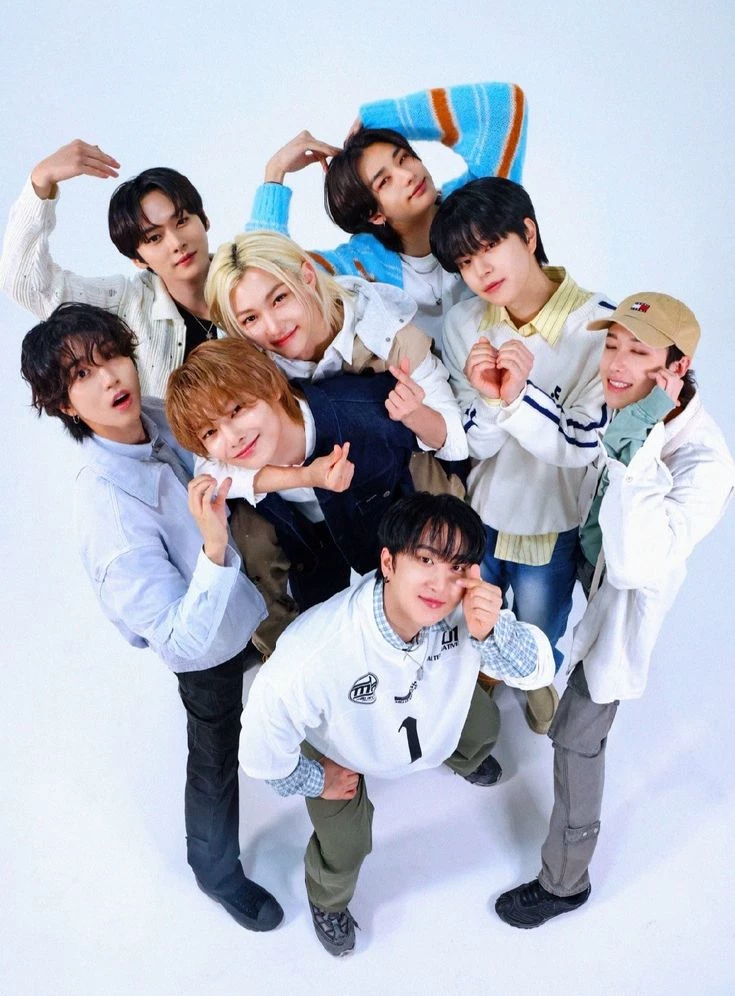 8 friends thumbnail