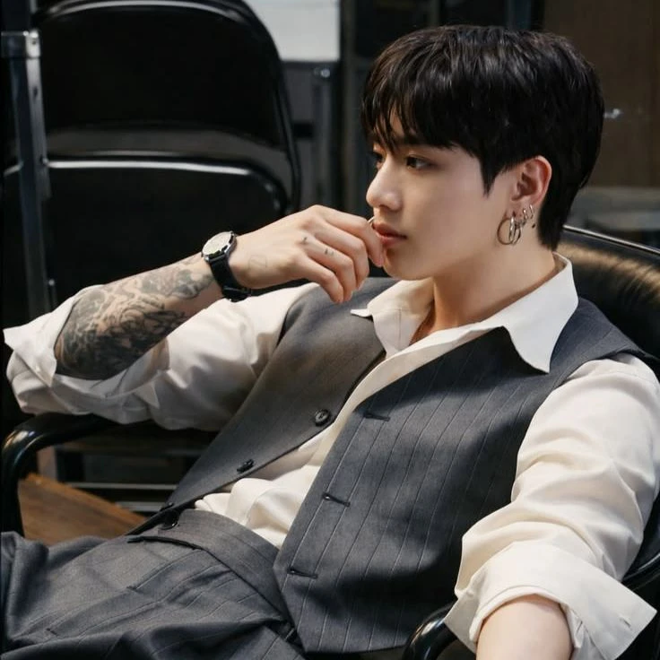 Jeon Jungkook thumbnail
