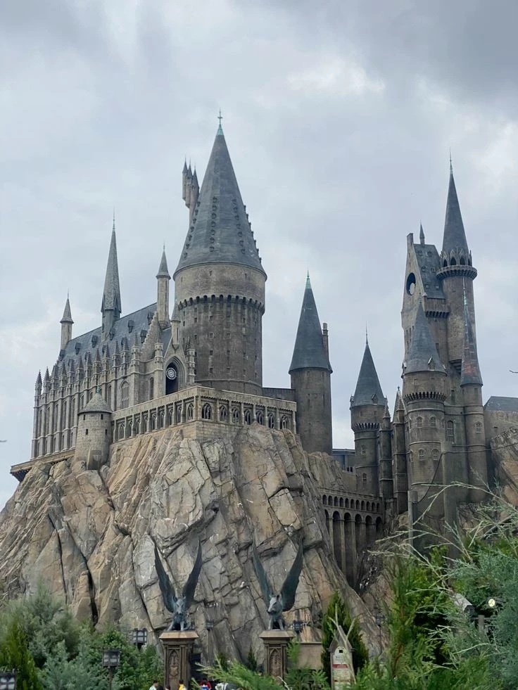 Hogwarts- Truth or Dare thumbnail