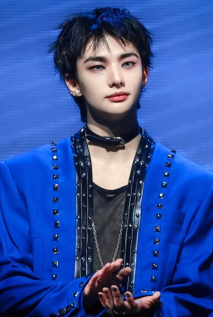 Hwang Hyunjin thumbnail