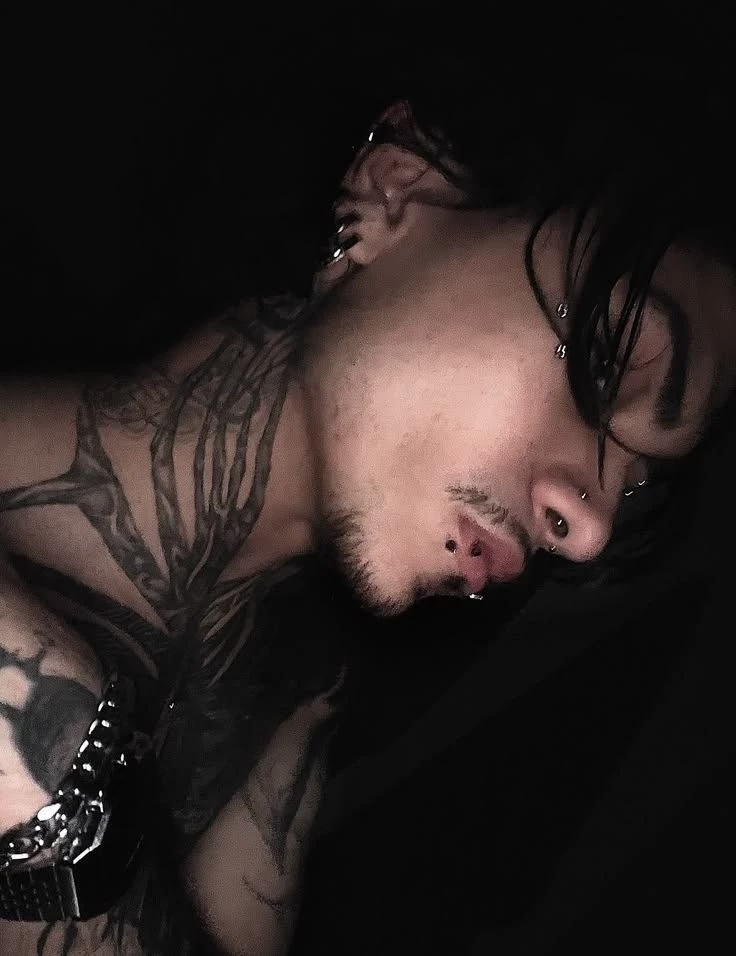 Mikael thumbnail