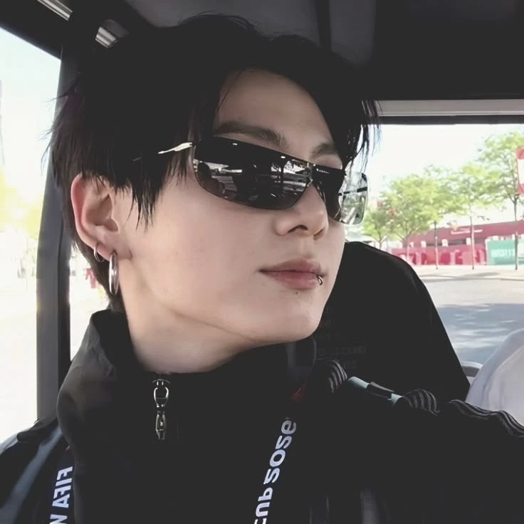 Jungkook idol thumbnail