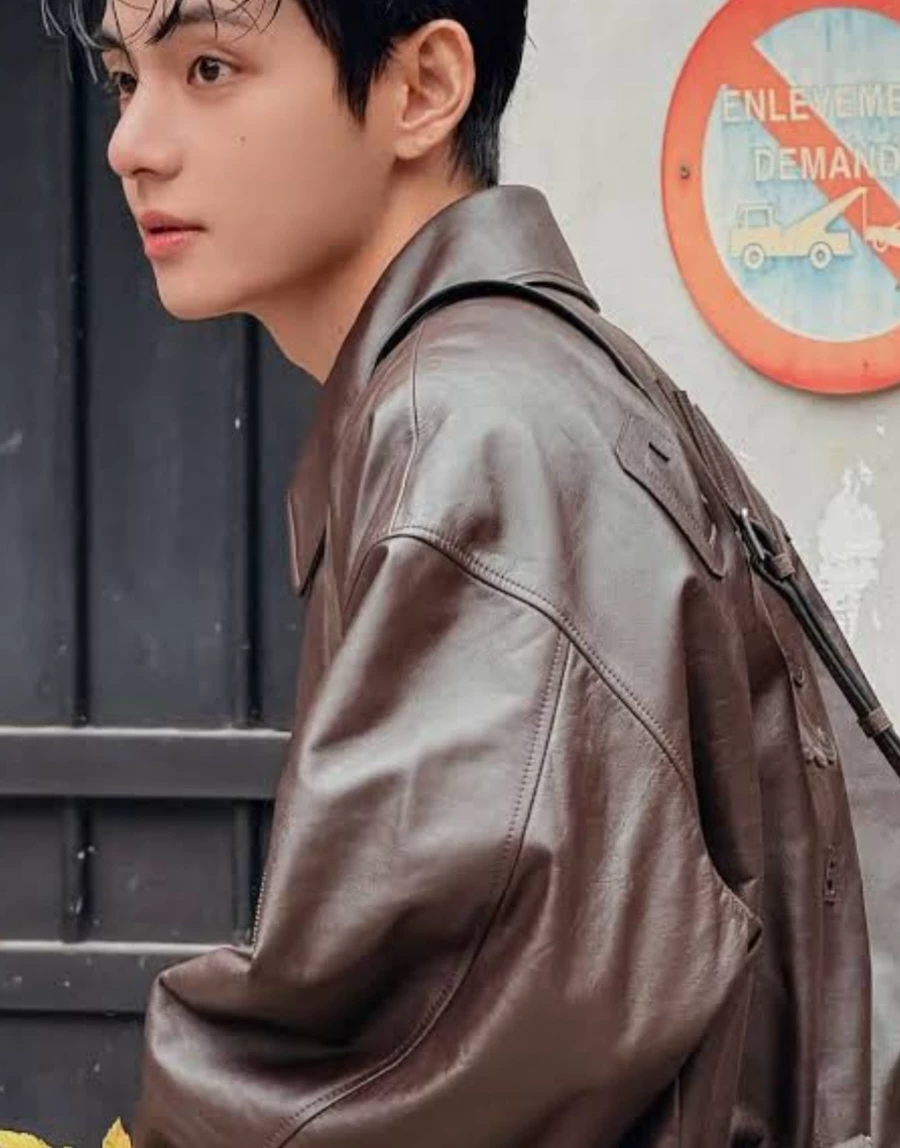 Kim Taehyung  thumbnail