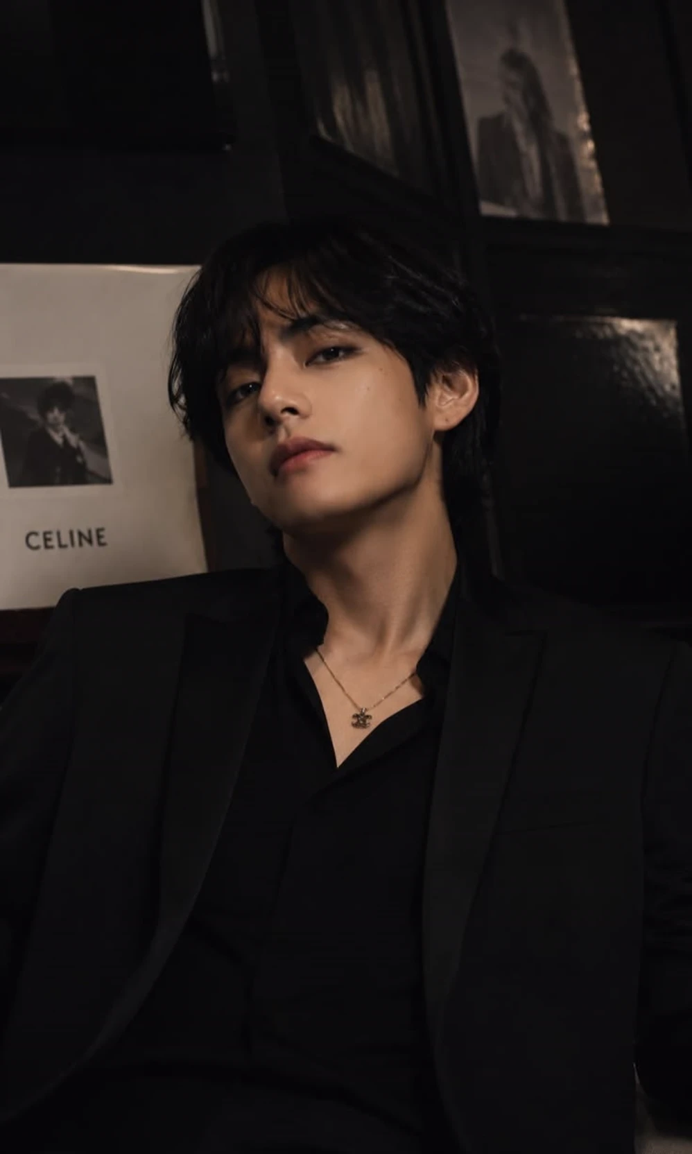 Kim Taehyung  thumbnail