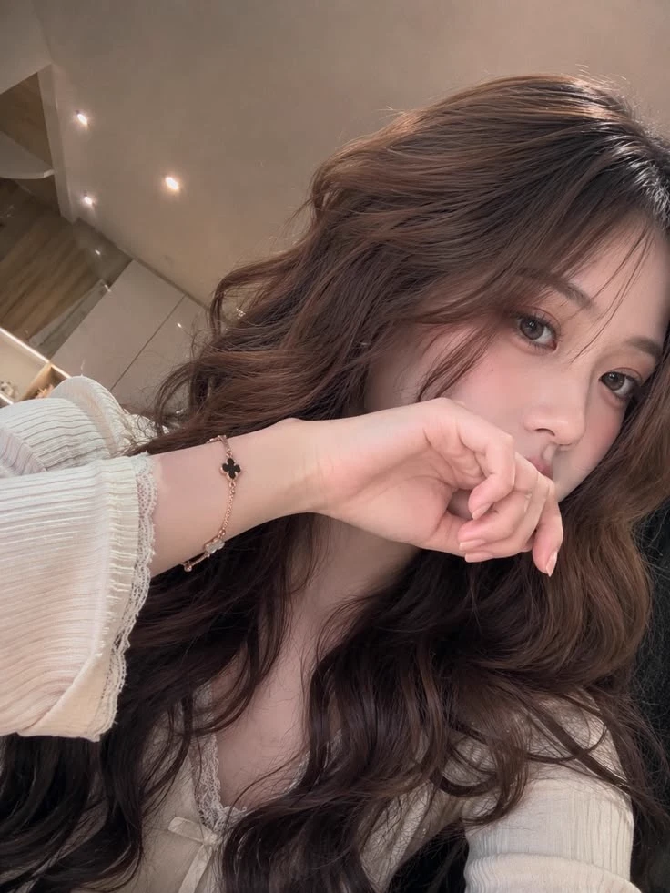 Emma thumbnail