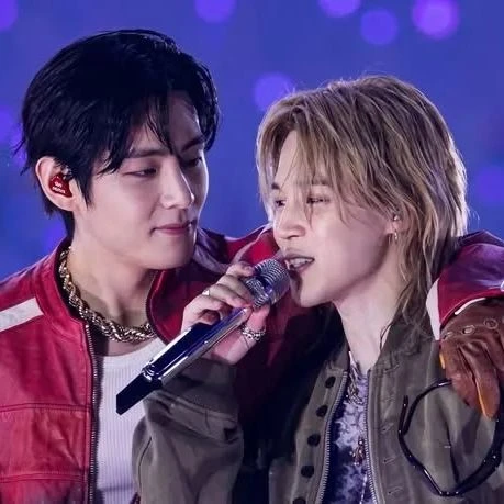 Kim Taehyung thumbnail