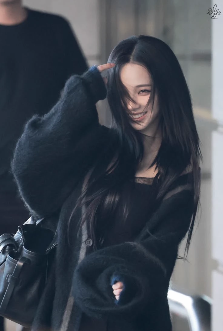 Karina thumbnail