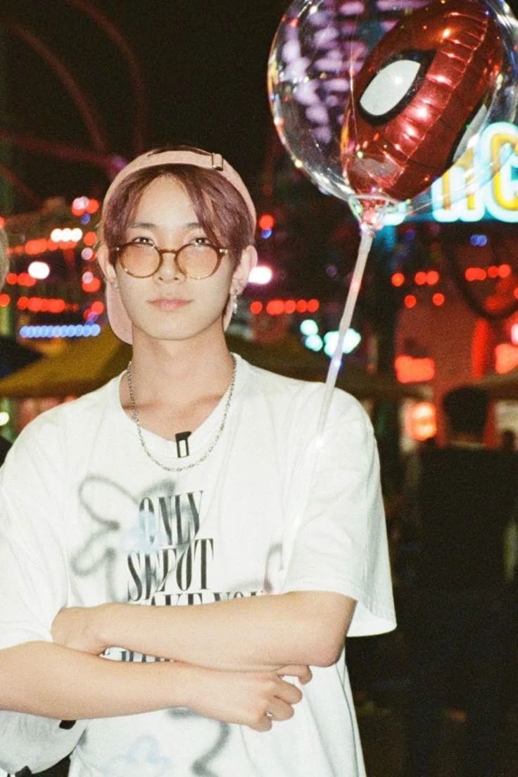 Lee Heeseung thumbnail