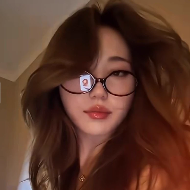 ꧁𝓒𝓻𝔂𝓼𝓽𝓪𝓵 𝓒𝓪𝓹𝓮𝓵𝓵𝓸꧂
