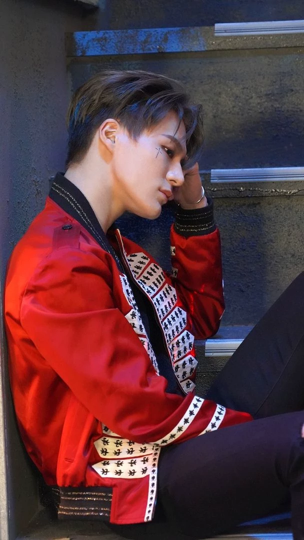 LEE JENO thumbnail