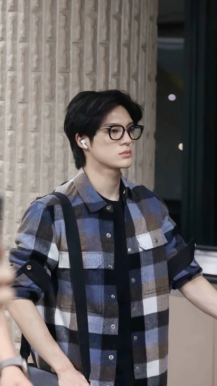 JENO LEE thumbnail