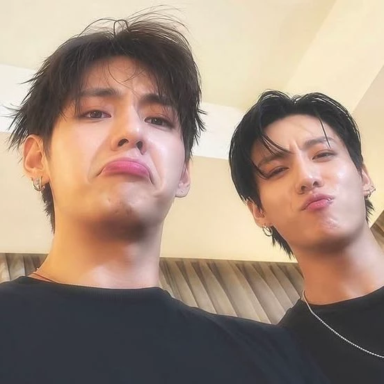 Kim Taehyung & Kim Jungkook thumbnail