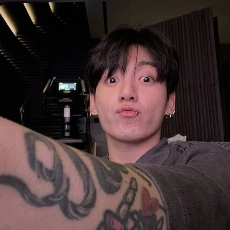 jeon jungkook thumbnail