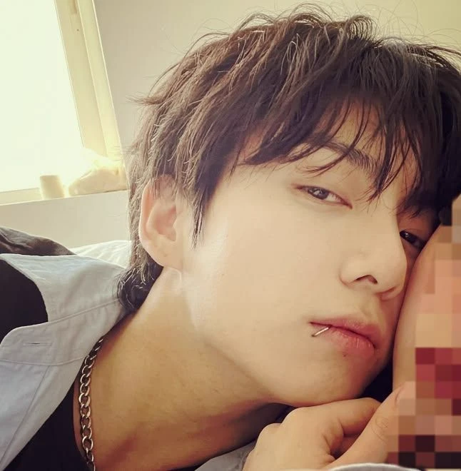 Jungkook thumbnail