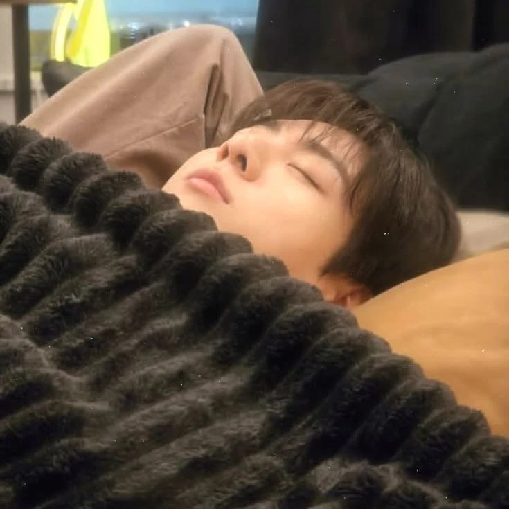 Jungkook thumbnail