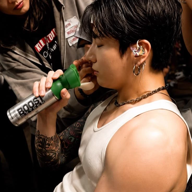 Jeon Jungkook thumbnail