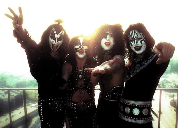 KISS - Shandi. thumbnail