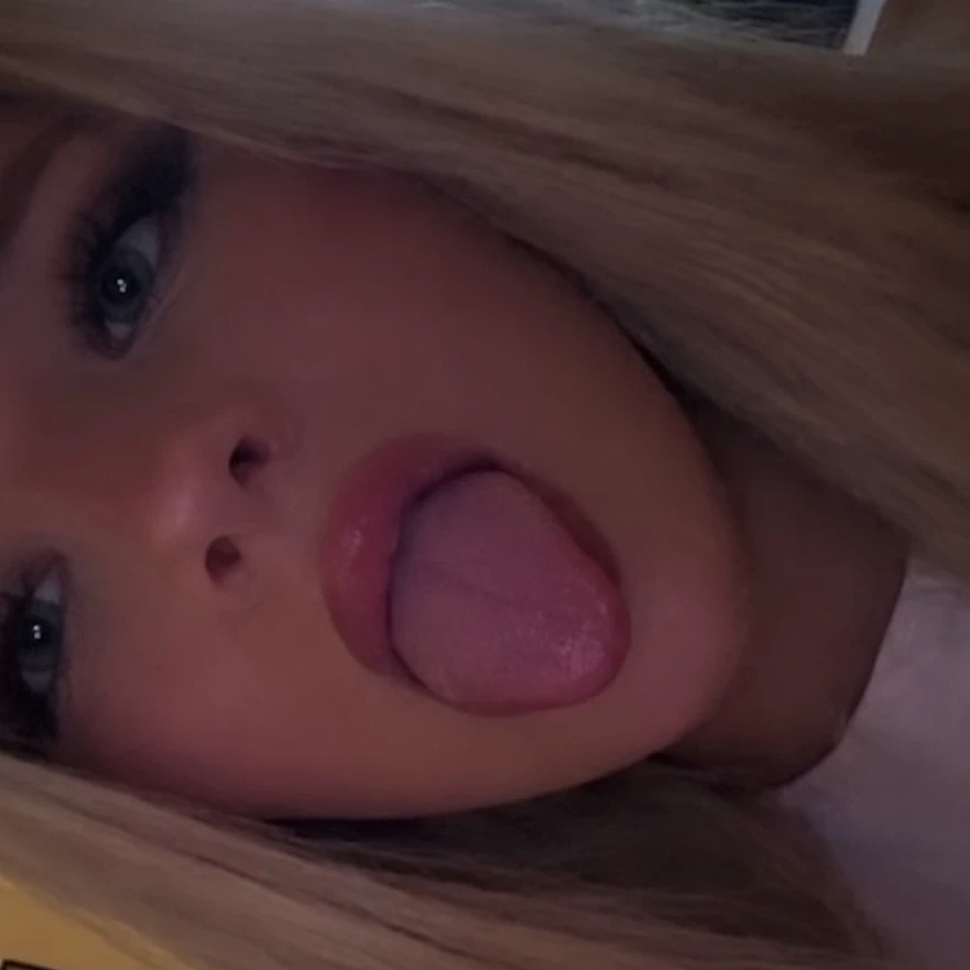 Olivia  thumbnail