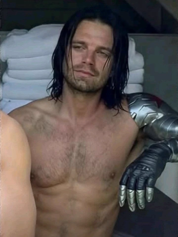 1. Bucky Barnes 🚿 thumbnail