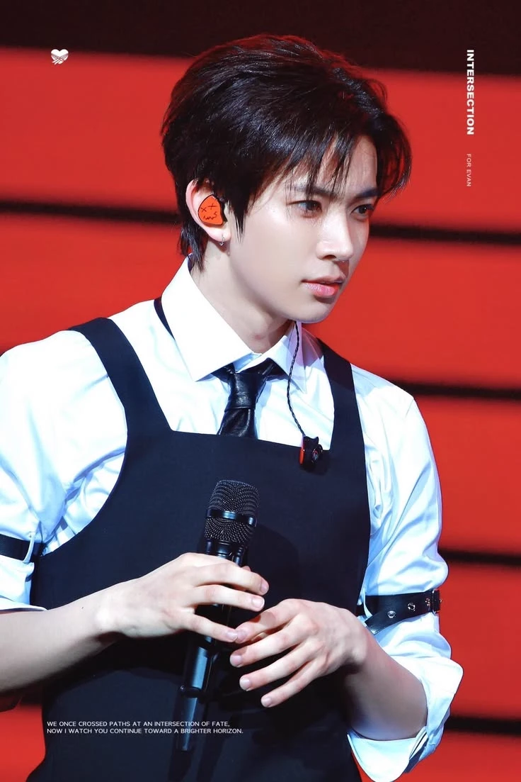 Lee Heeseung thumbnail