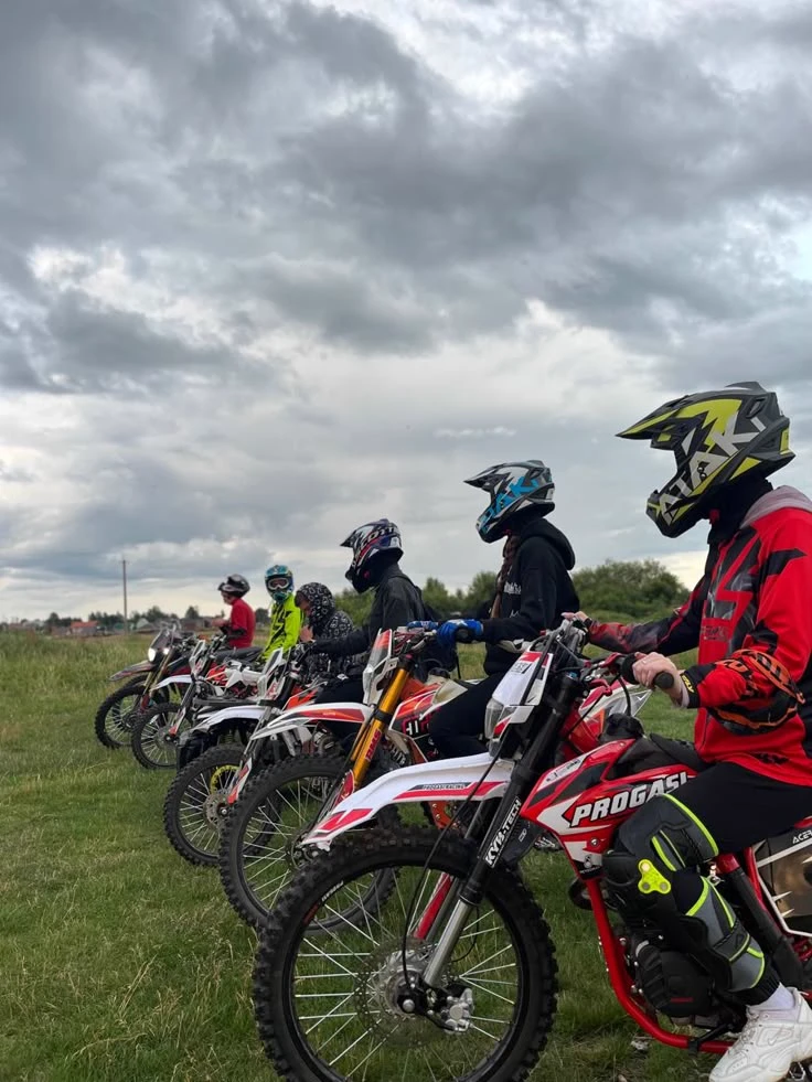Pit bikers thumbnail