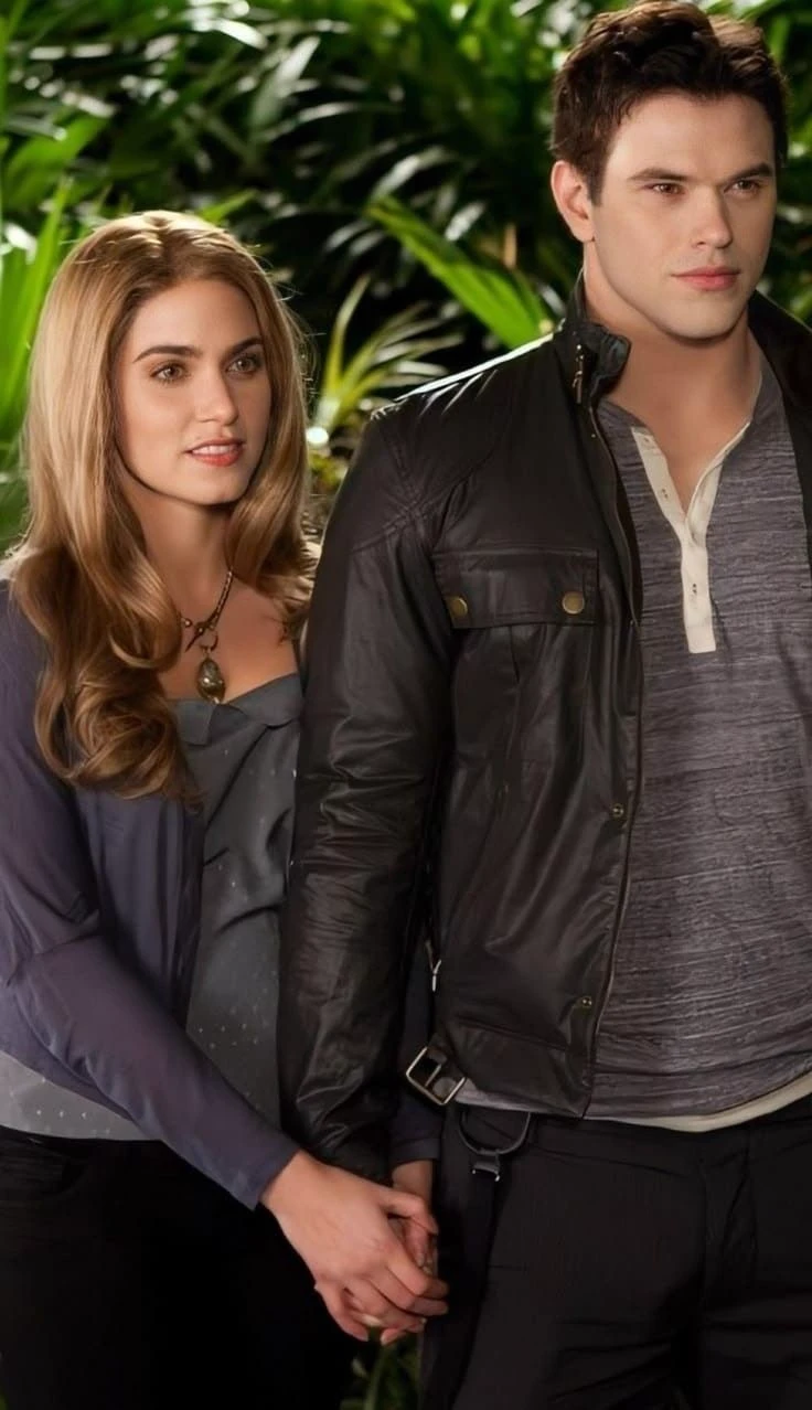 Rosalie Hale y Emmett Cullen thumbnail