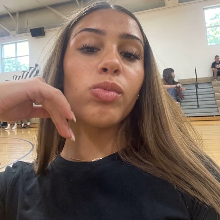 Alexis thumbnail