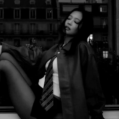 Jennie thumbnail