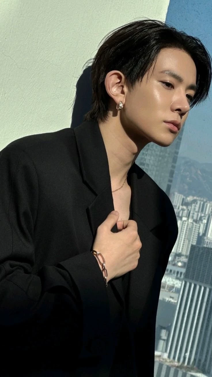 heeseung lee thumbnail