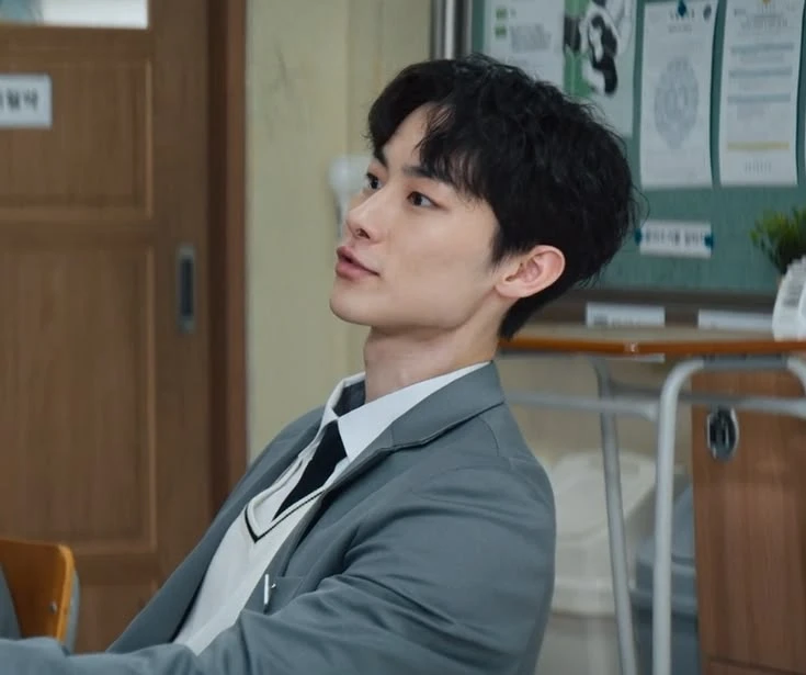 Ryu Jun-hyung thumbnail