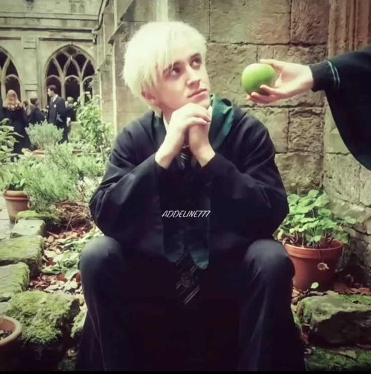 Draco Malfoy thumbnail