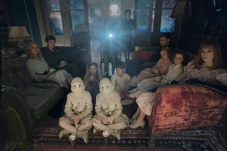 Miss Peregrine Home For Peculiar Children thumbnail