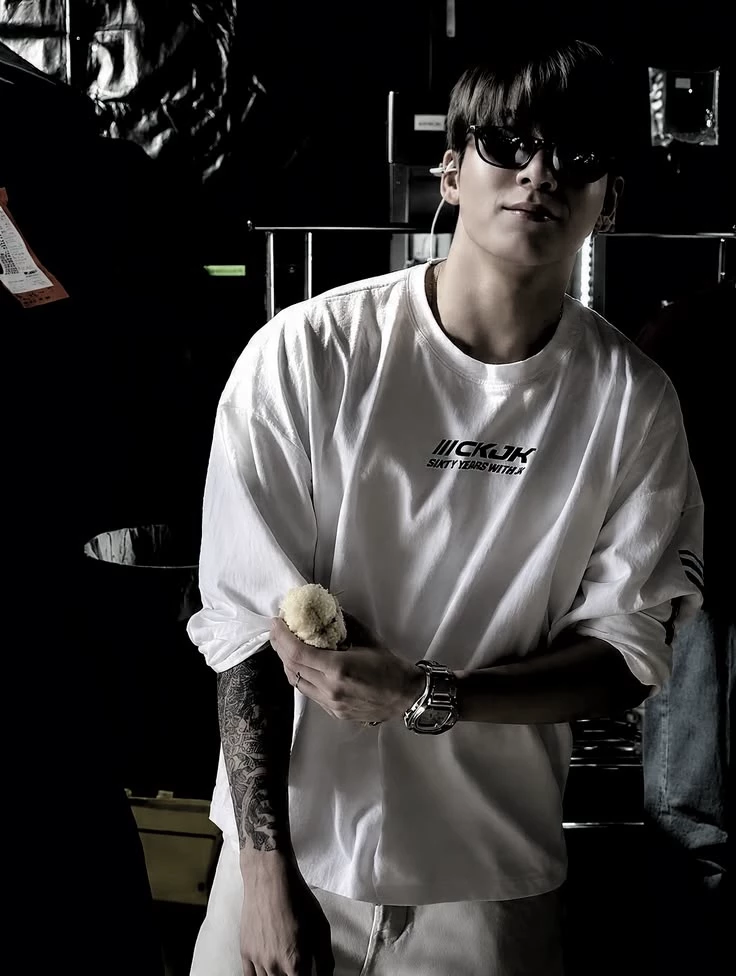 Jeon Jungkook. thumbnail