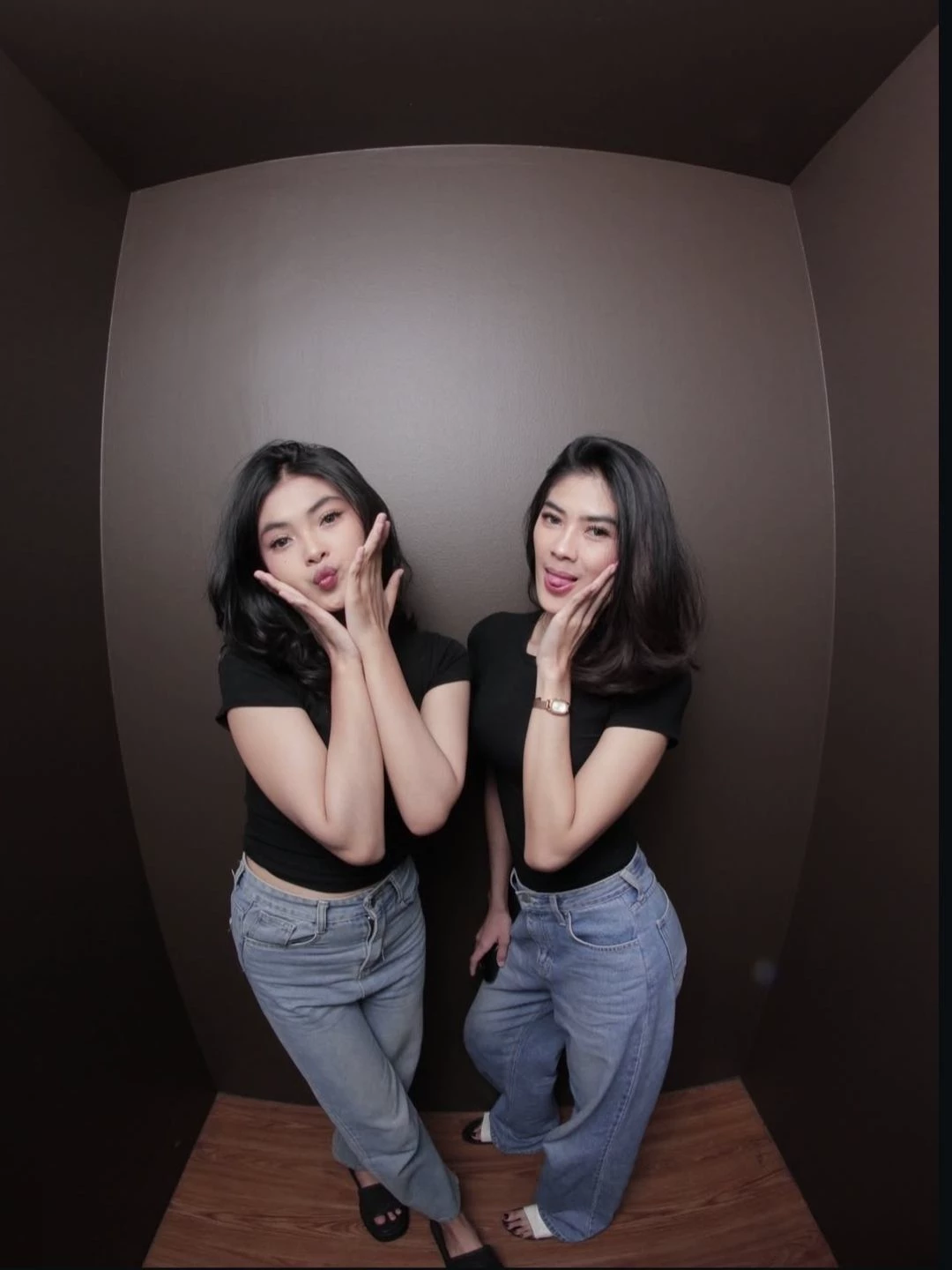 Fitri & Dinda thumbnail
