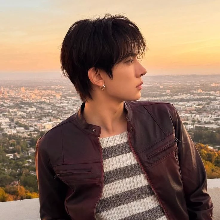 Lee Heeseung thumbnail