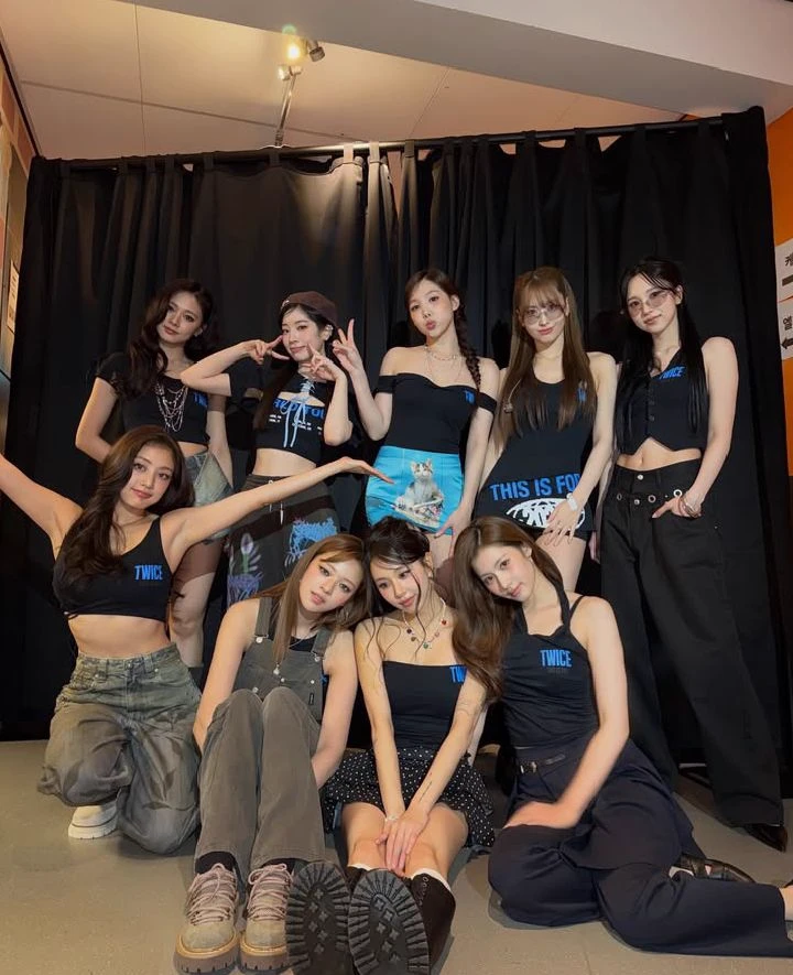 TWICE thumbnail