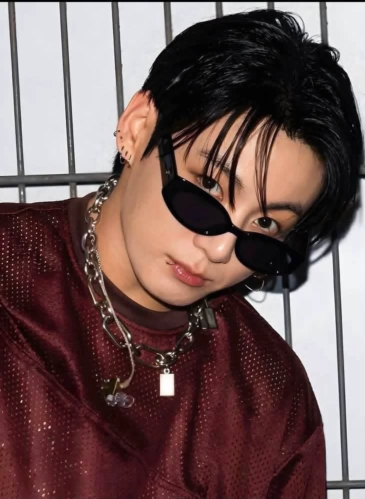 Jeon Jungkook thumbnail
