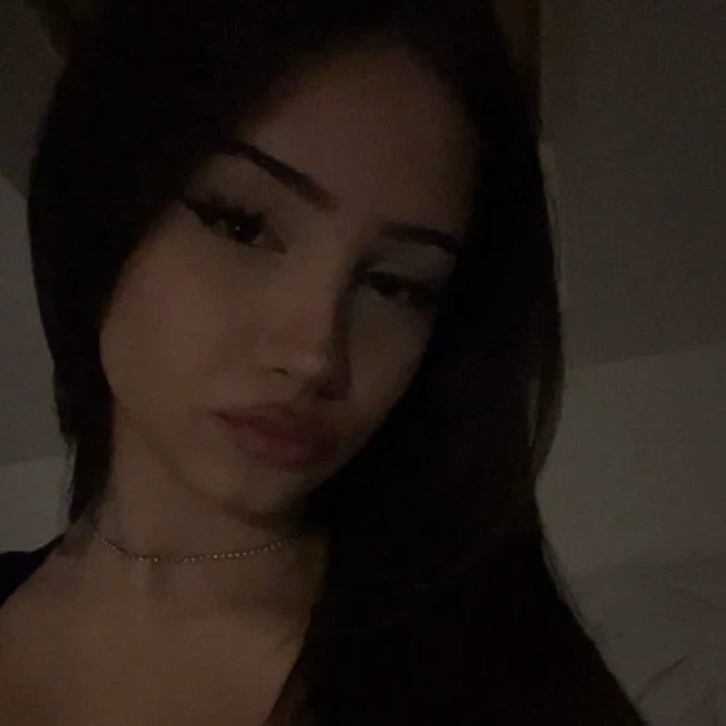 Vivian 