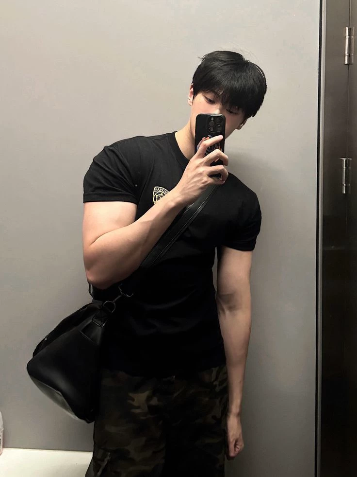 Your korean boyfriend ||BL thumbnail