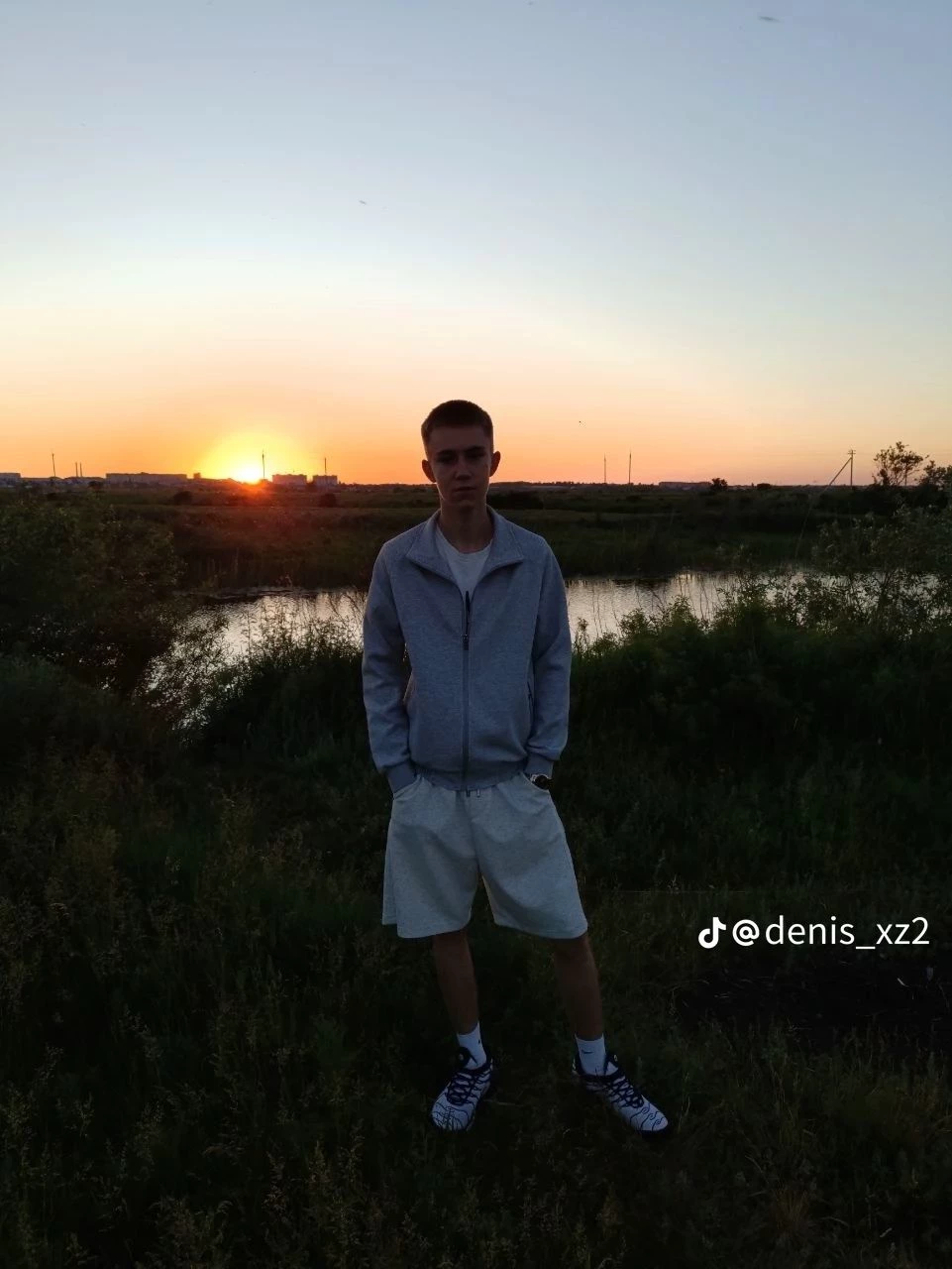 Денис  thumbnail