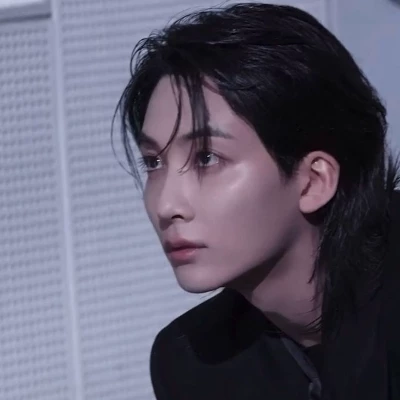 Yoon Jeonghan thumbnail
