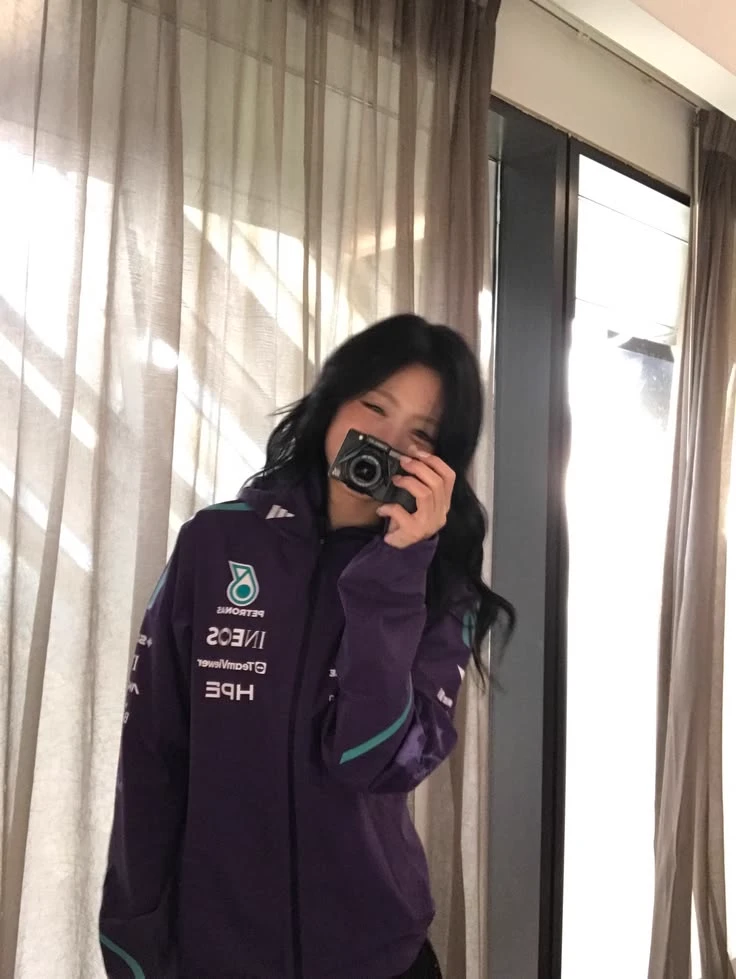 Ahyeon thumbnail