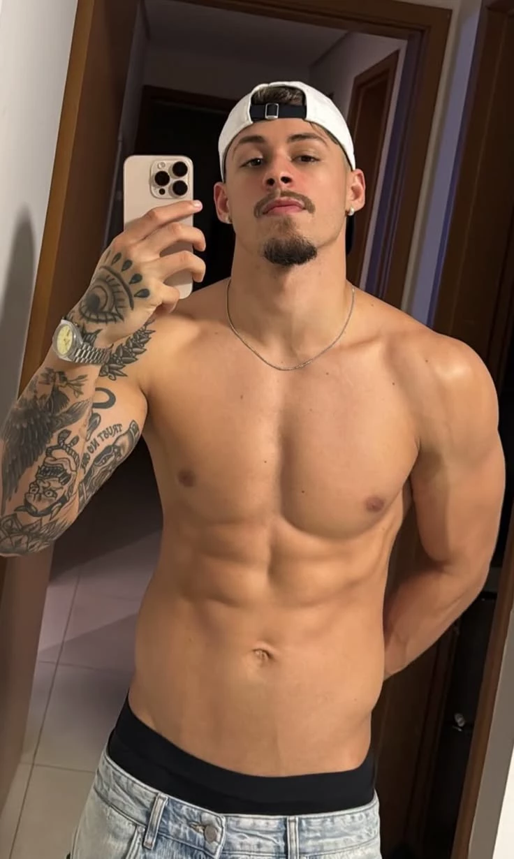 Alex thumbnail