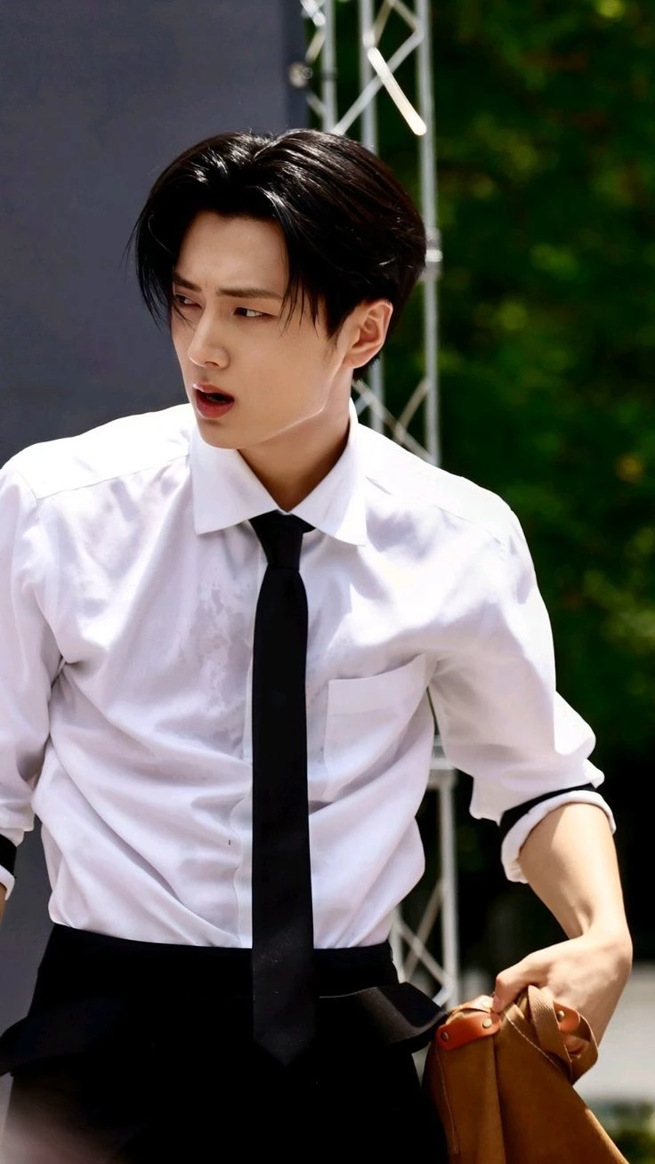 Park jongseong  thumbnail