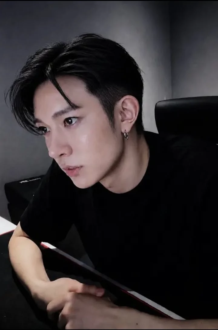 LEE EVAN thumbnail