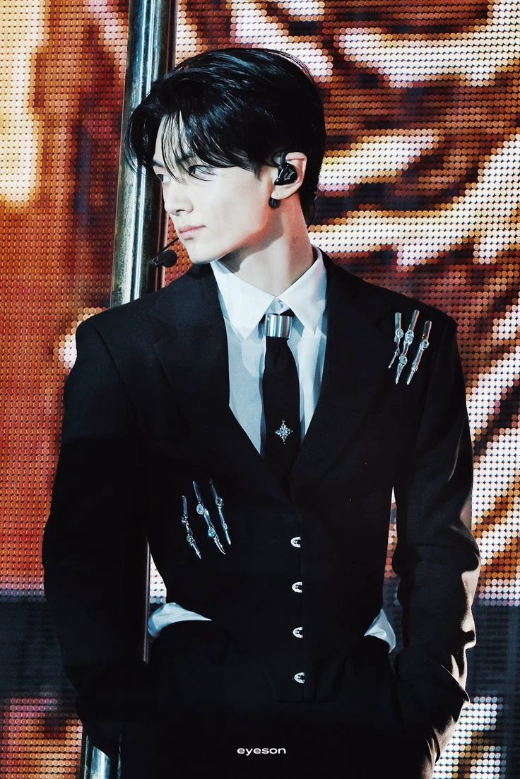 Park Jongseong (Jay) thumbnail