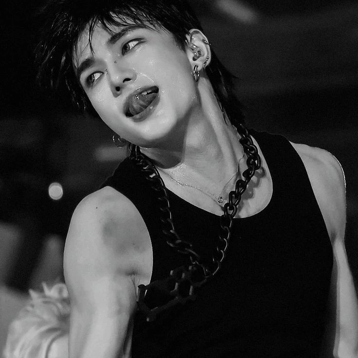 Hyunjin thumbnail